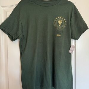 NWT Universal Studios Wicked Emerald City T-Shirt Medium